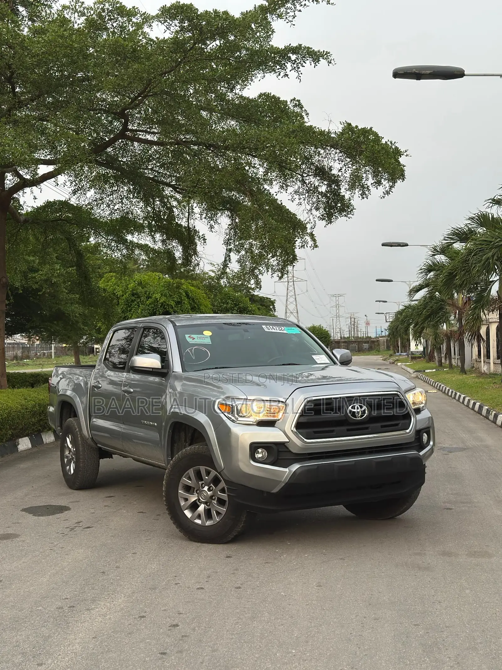 Toyota Tacoma 2018 Silver