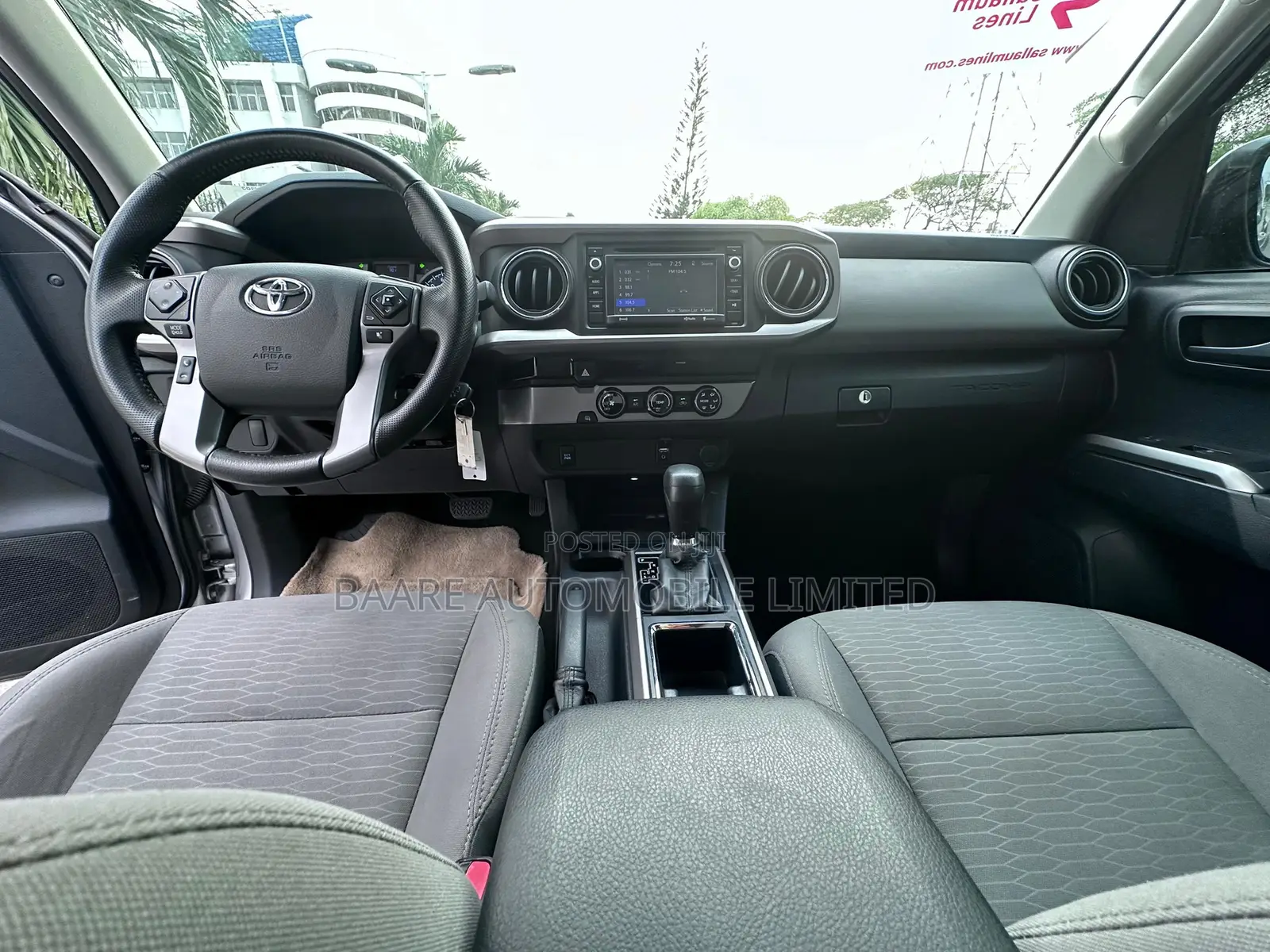 Toyota Tacoma 2018 Silver