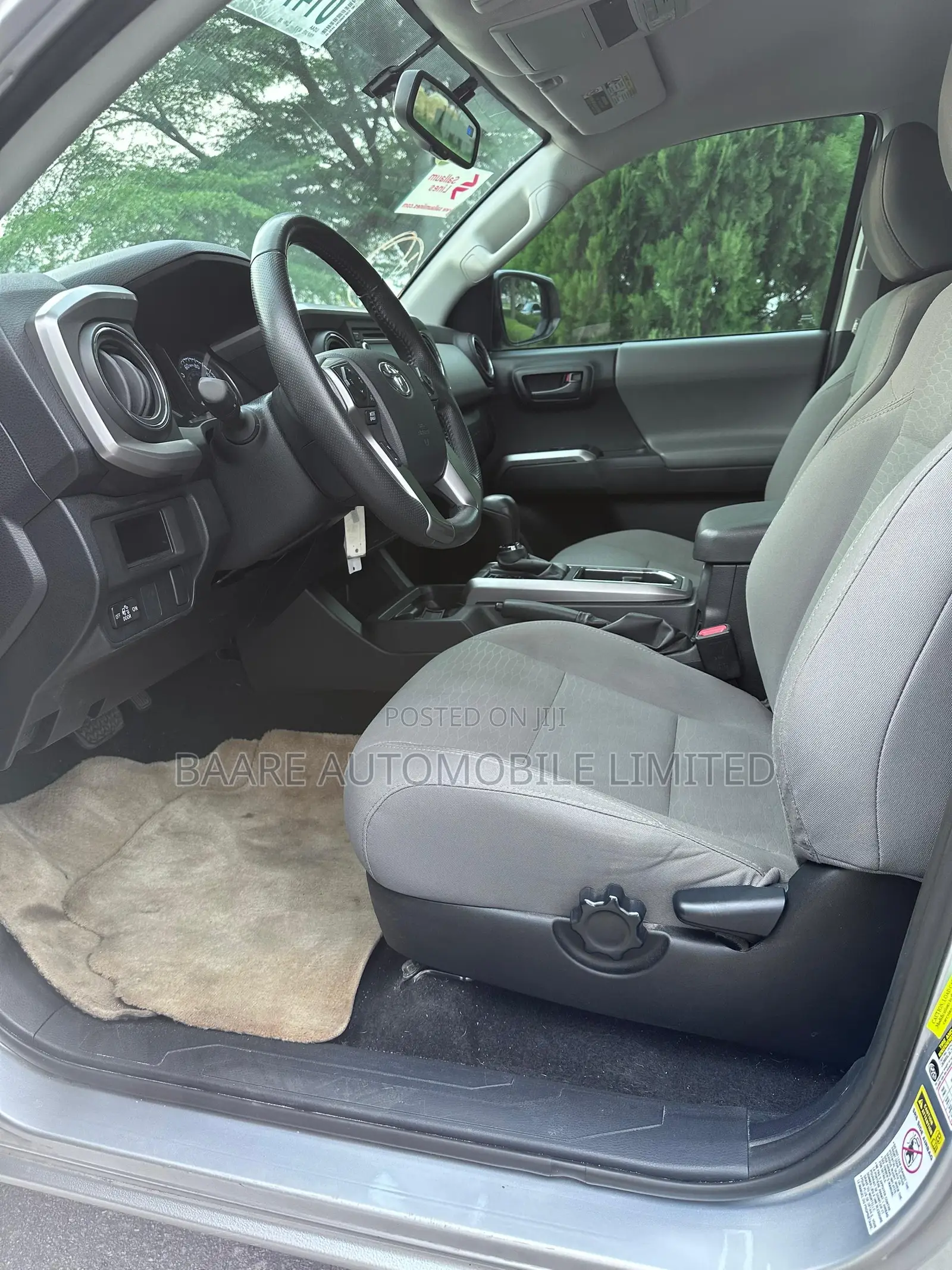 Toyota Tacoma 2018 Silver