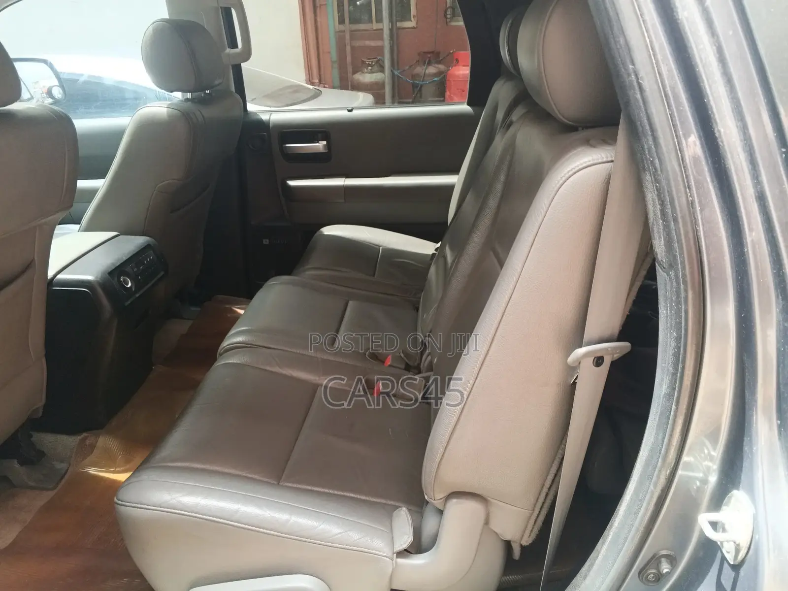 Toyota Sequoia 2010 Gray