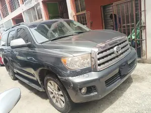 Toyota Sequoia 2010 Gray