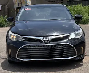 Toyota Avalon XLE Premium Sedan FWD (3.5L 6cyl 6A) 2013 Black