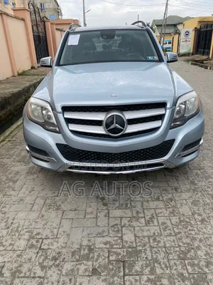 Mercedes-Benz GLK-Class Base GLK 350 4dr AWD 4MATIC (3.5L 6cyl 7A) 2015