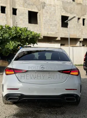 Mercedes-Benz C300 2022 White