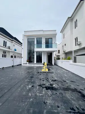 5bdrm Duplex in Lekki for sale