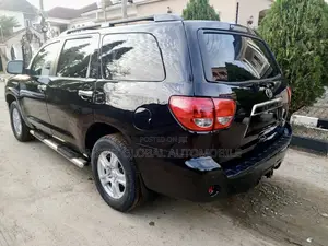 Toyota Sequoia 2010 Black