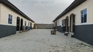 1bdrm Room & Parlour in Karu for rent
