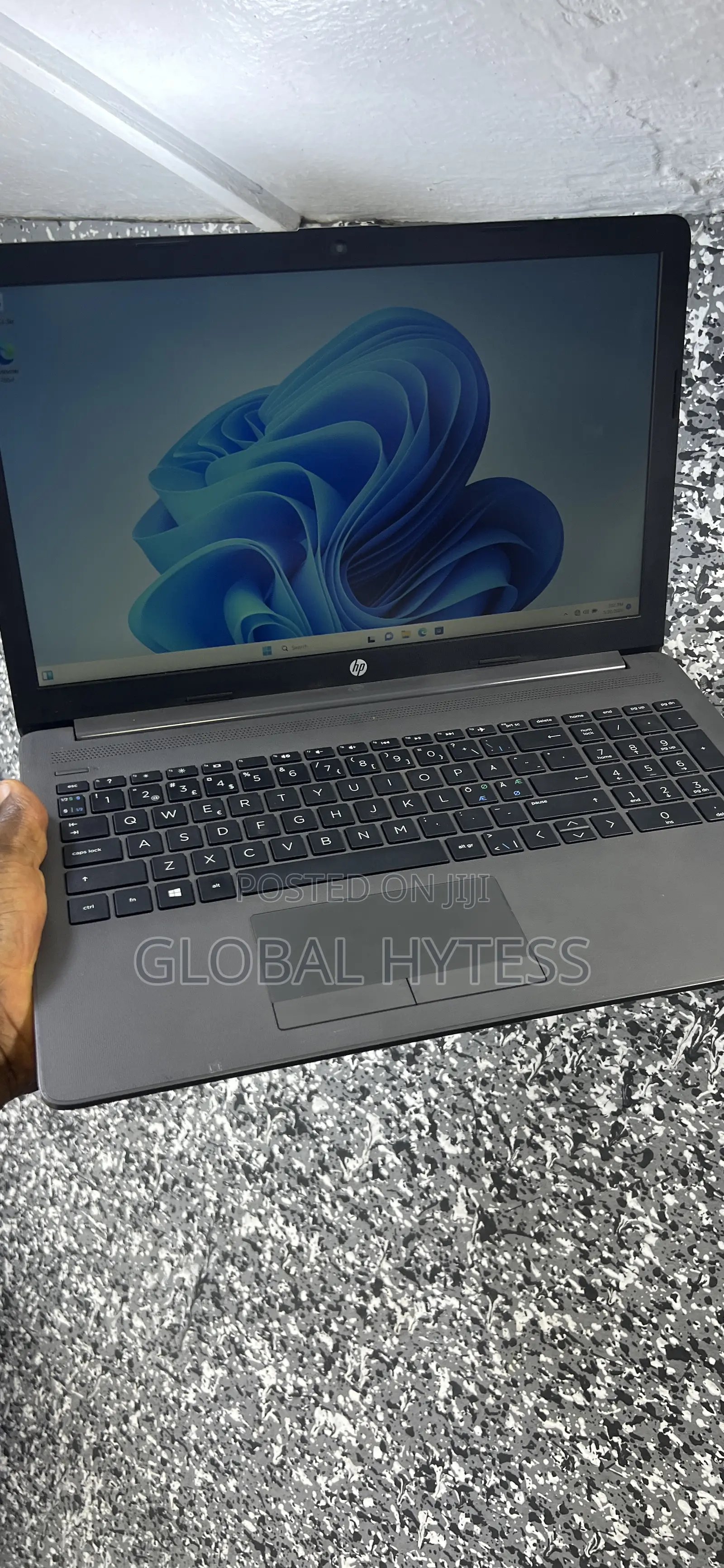 Laptop HP 250 G7 8GB Intel Core i3 SSD 128GB