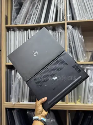 Laptop Dell Latitude 7300 8GB Intel Core i5 SSD 256GB