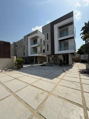 4bdrm Duplex in Bourdillon for sale
