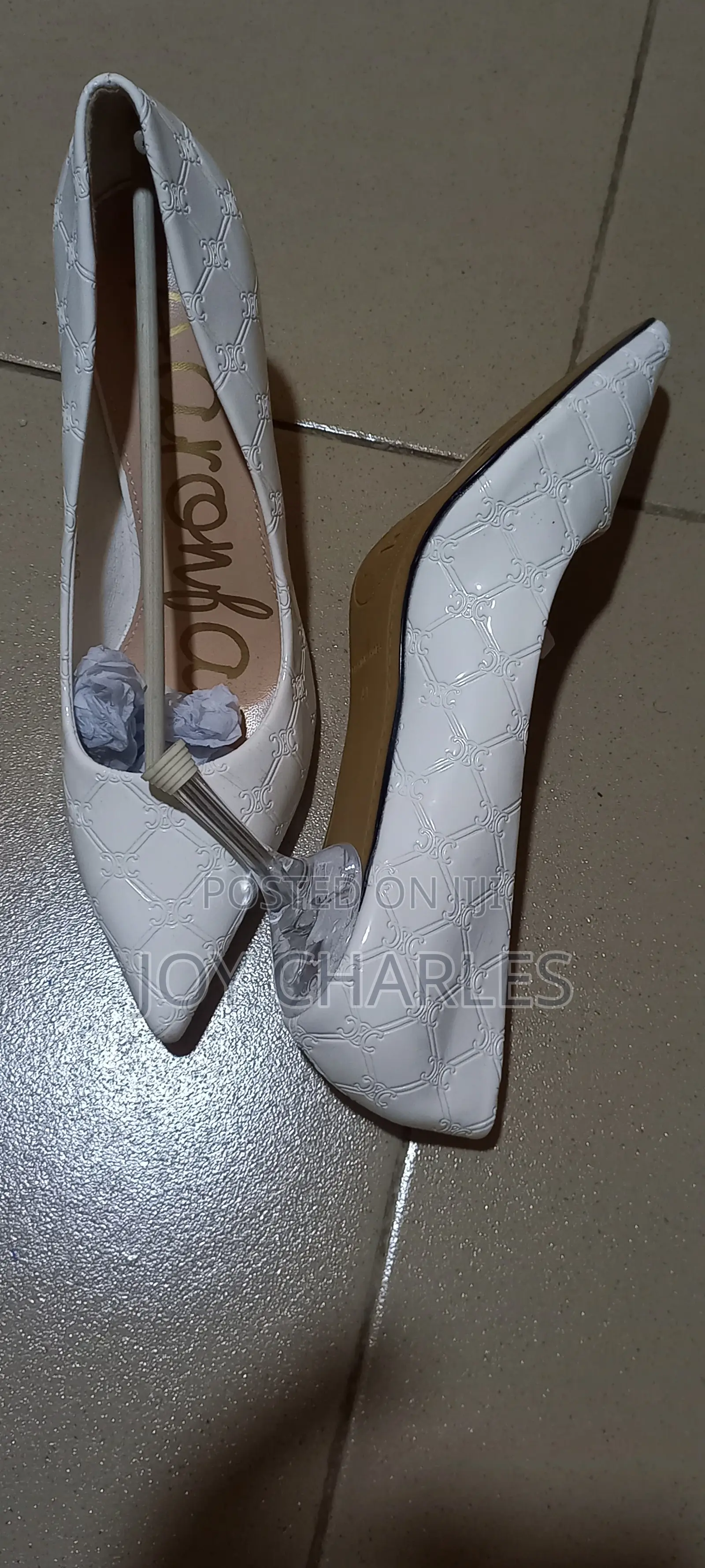 White Sam Wdelman Pointed-Toe Pump