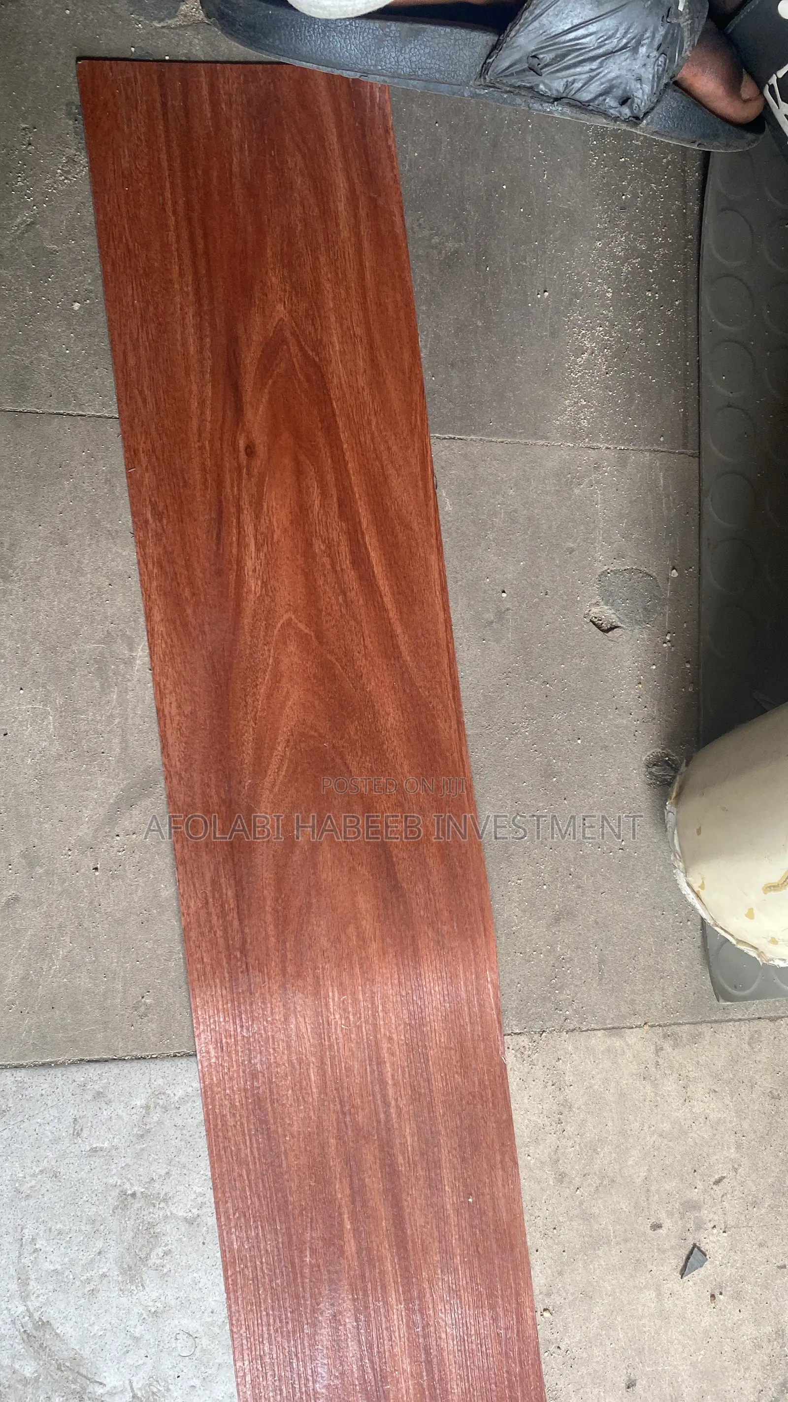 Vynil Floor Tiles 1.5mm Thickness