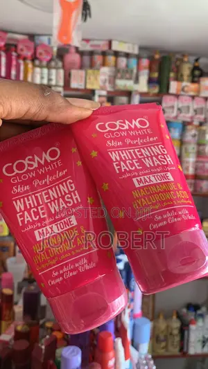 Cosmo Whitening Face Wash