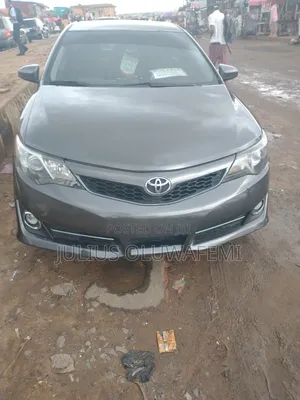 Toyota Camry 2014 Gray