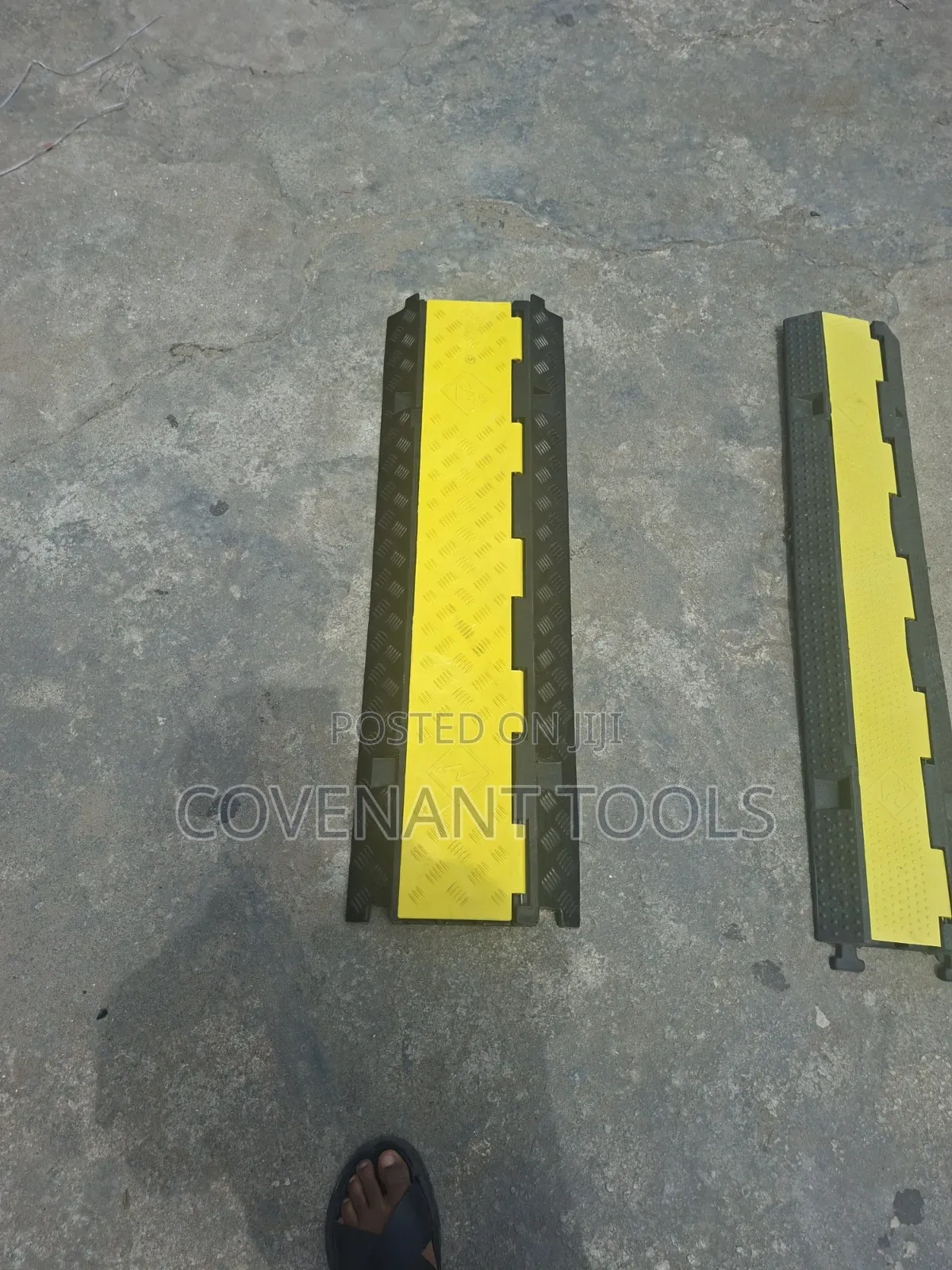Cable Protector 3-Channel