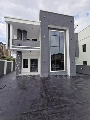 4bdrm Duplex in Carlton Gate Estate, Ibadan for sale