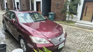Lexus ES 350 2010 Red