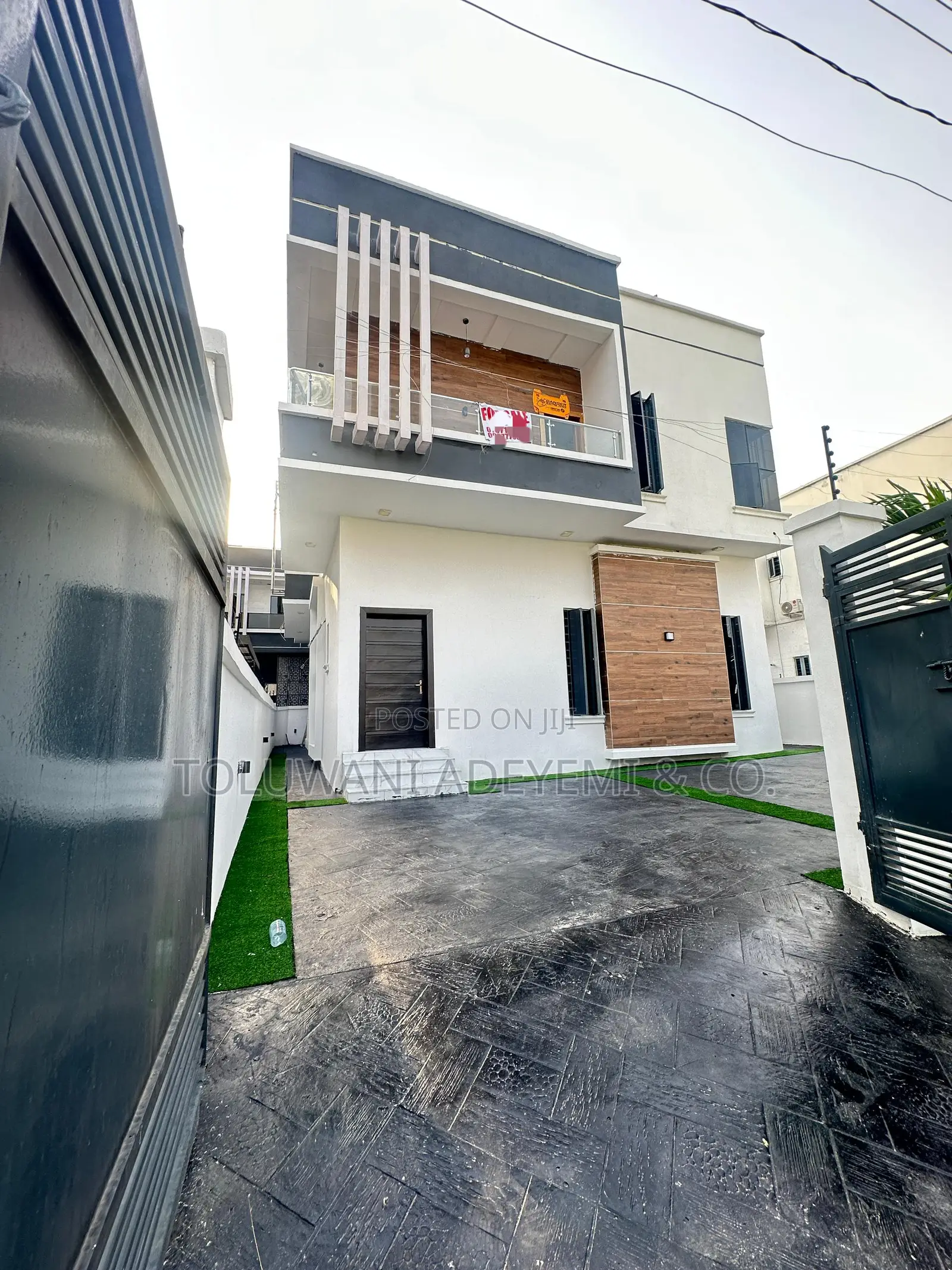 5bedroom Detached in Chevron Lekki