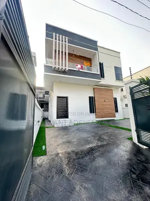5bedroom Detached in Chevron Lekki