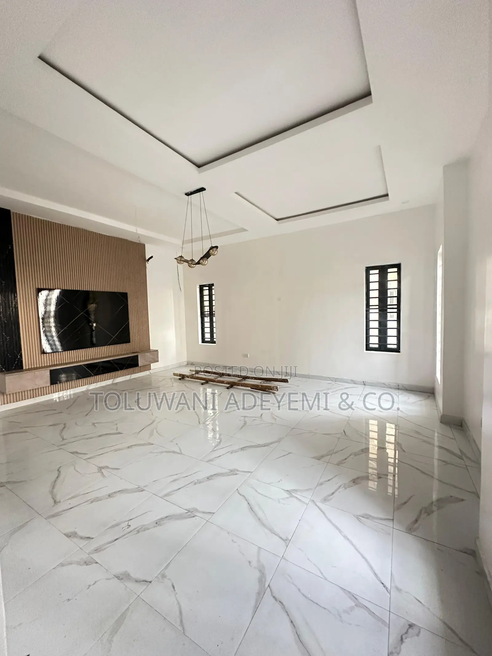 5bedroom Detached in Chevron Lekki