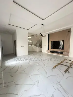 5bedroom Detached in Chevron Lekki