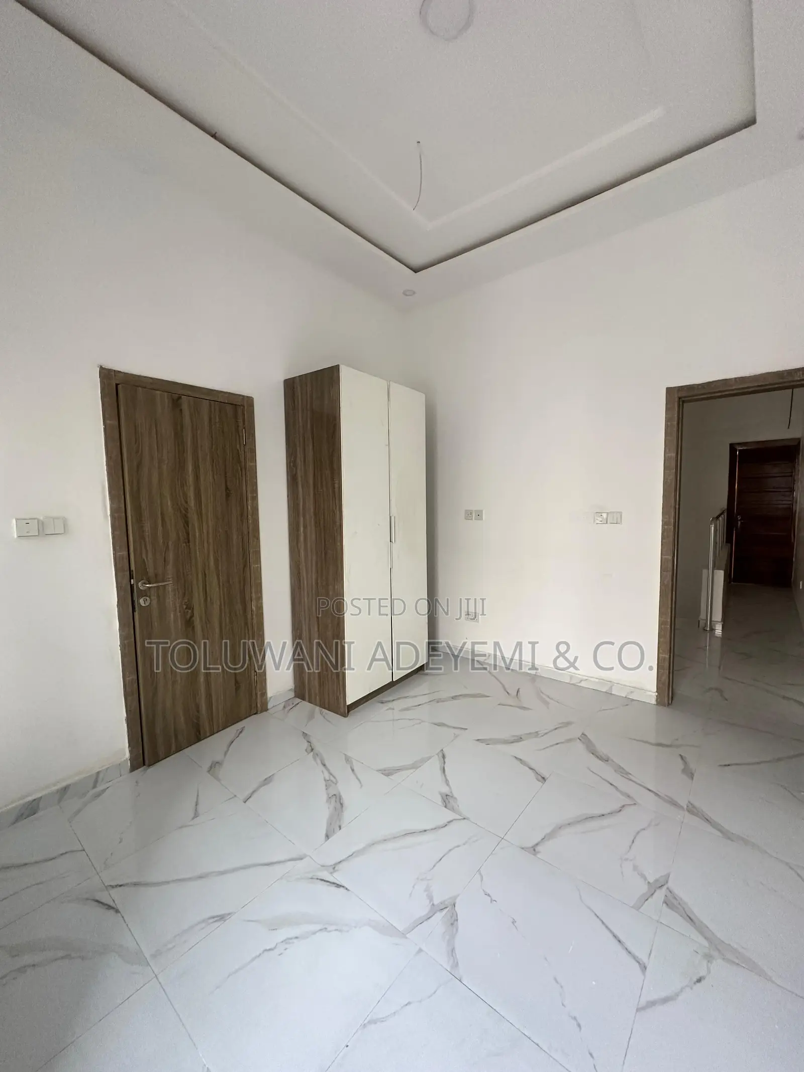 5bedroom Detached in Chevron Lekki