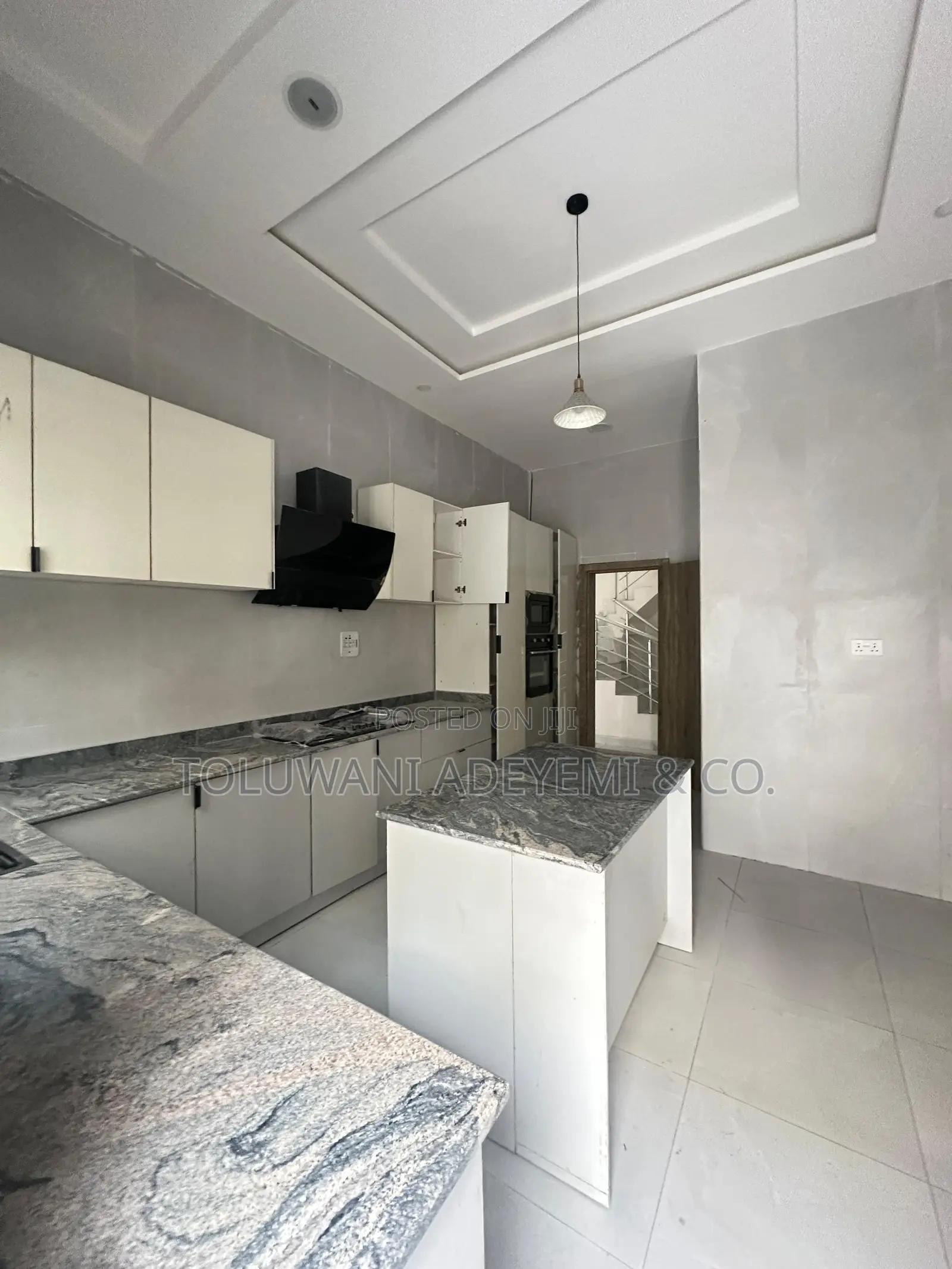 5bedroom Detached in Chevron Lekki