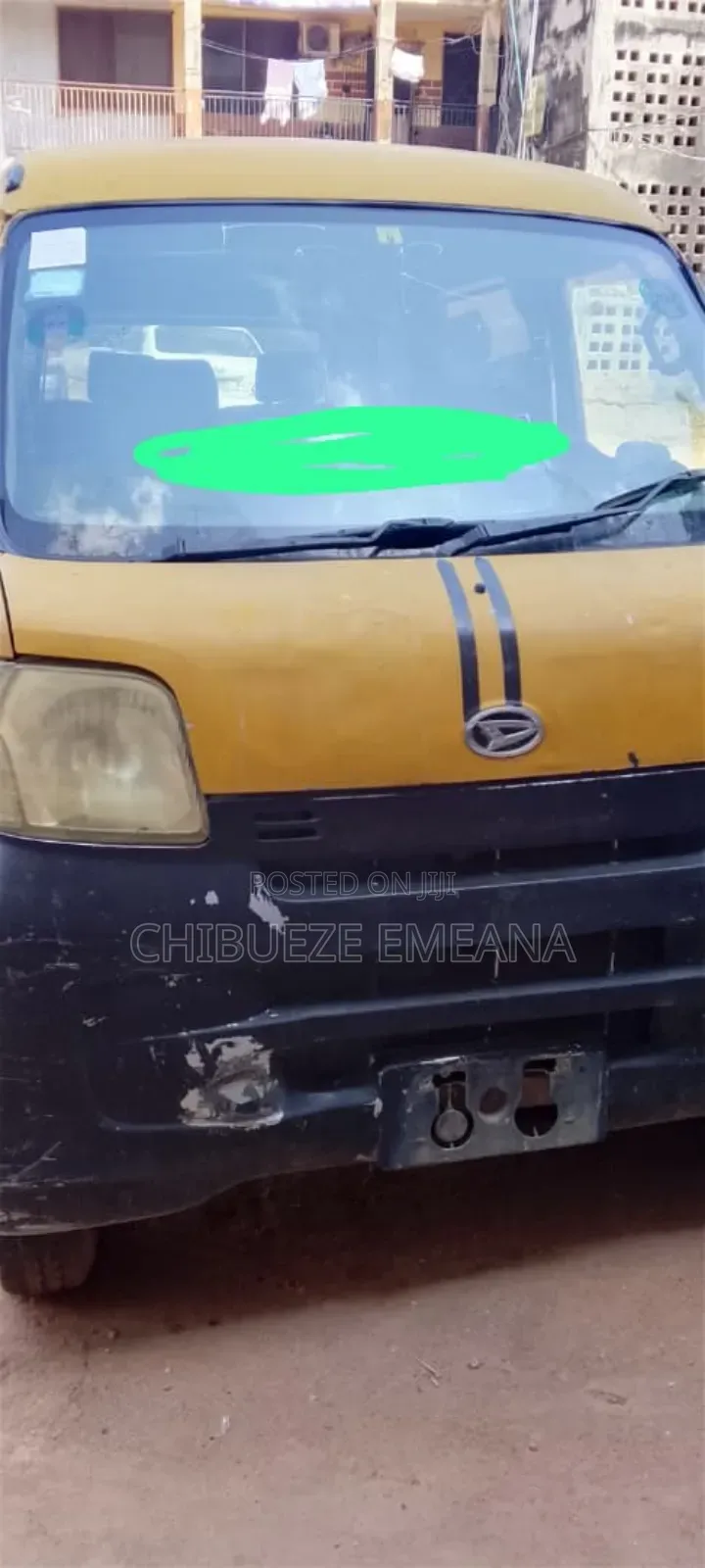 Daihatsu Hijet 2010 Yellow