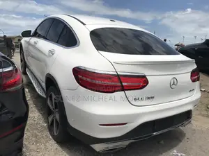 Mercedes-Benz GLC-Class 2019 White