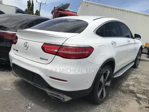 Mercedes-Benz GLC-Class 2019 White