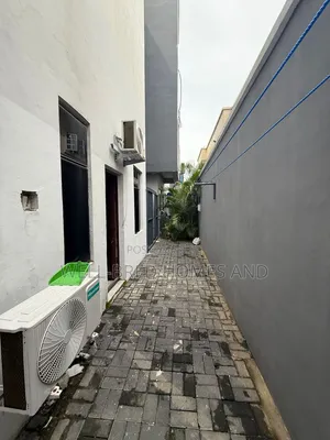 4bdrm Townhouse / Terrace in Victoria Island Extension for rent