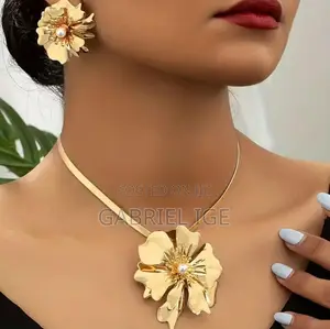 Non-Tarnish Gold-Plated Layered Necklace Set