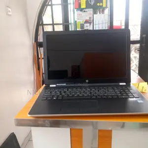 Laptop HP 15-dw3031 16GB Intel Core i5 SSHD (Hybrid) 1T