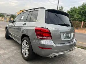 Mercedes-Benz GLK-Class Base GLK 350 4dr 4x2 (3.5L 6cyl 7A) 2015 Gray