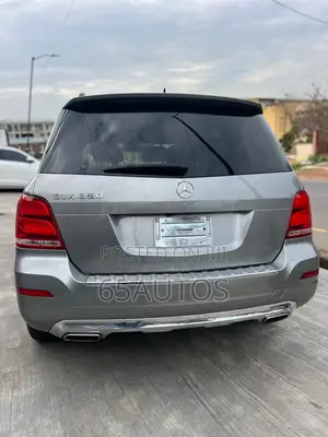 Mercedes-Benz GLK-Class Base GLK 350 4dr 4x2 (3.5L 6cyl 7A) 2015 Gray