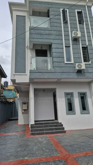 4bdrm Duplex in Allen Avenue for rent