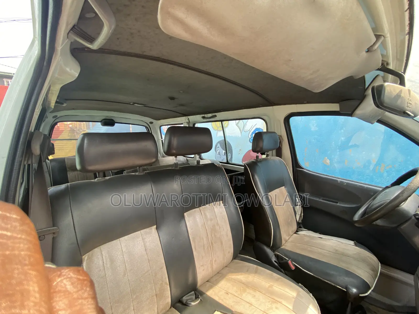 Toyota HiAce 2005 White