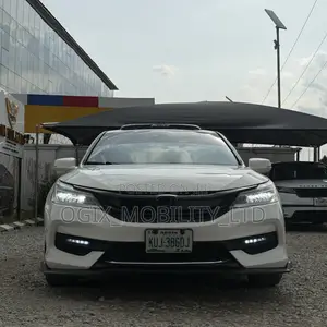 Honda Accord 2013 White