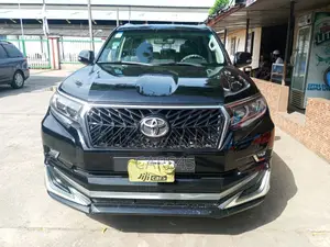 Toyota Land Cruiser Prado 2022 Black