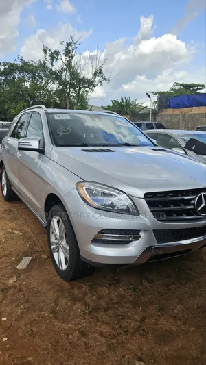 Mercedes-Benz M Class ML350 4MATIC 4dr SUV AWD (3.5L 6cyl 7A) 2015