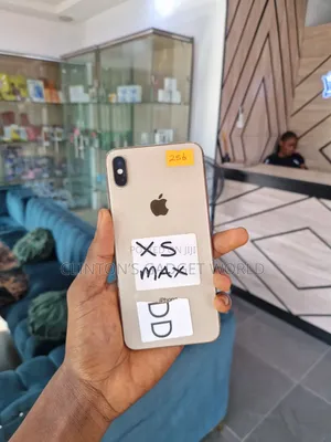 Apple iPhone XS Max 64 GB Gold