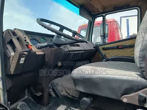 Mercedes 814