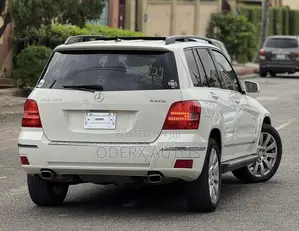 Mercedes-Benz GLK-Class 350 4MATIC 2011 White