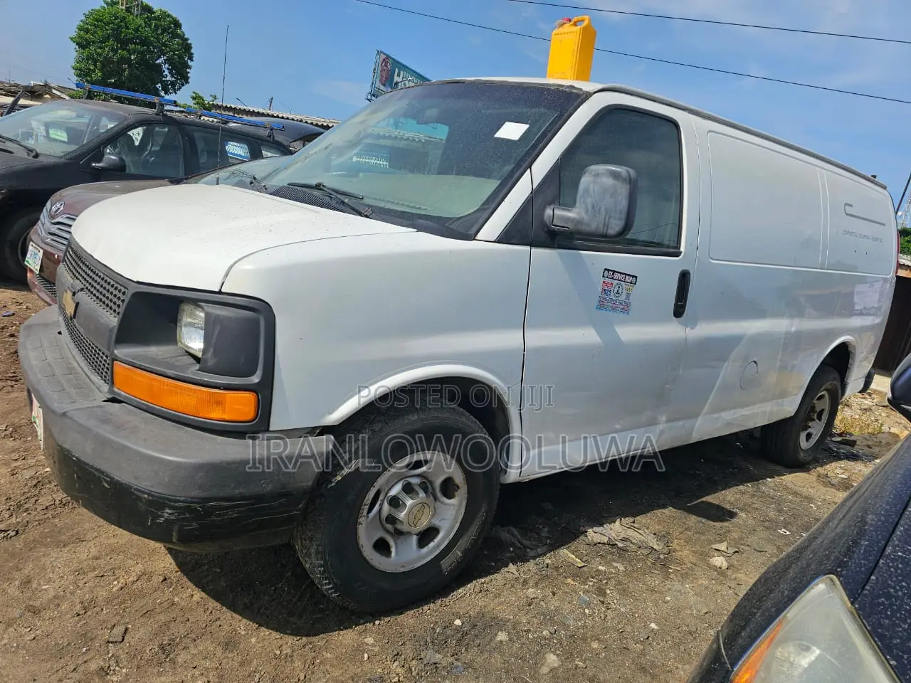 Chevrolet Shcool Bus 2010 White