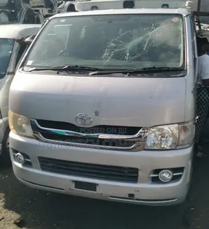Toyota HiAce 2008 Silver