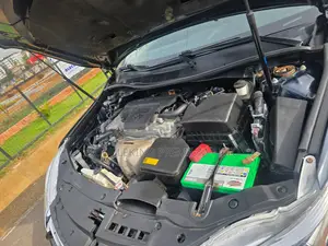 Toyota Camry SE 4dr Sedan (2.5L 4cyl 6A) 2017 Gray