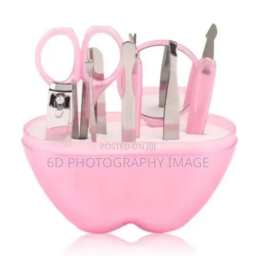 Manicure Set With Plastic Casing