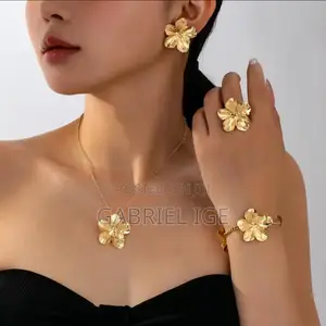 Gold Plated Floral Set