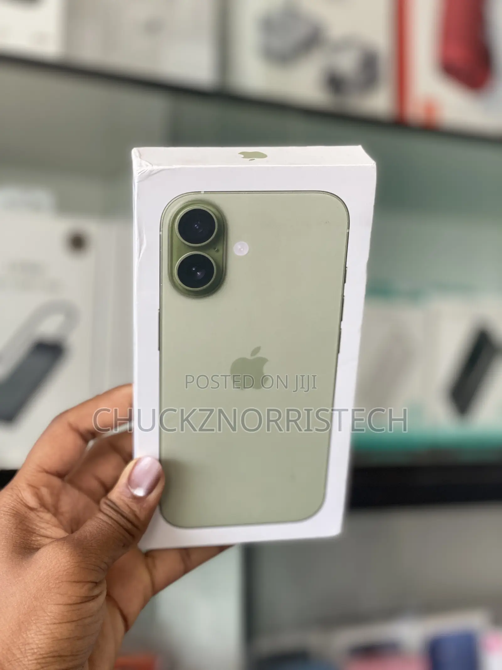 New Apple iPhone 17 256 GB Green