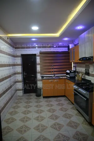 Furnished 3bdrm Block of Flats in Fountain Height, Ikeja GRA for rent